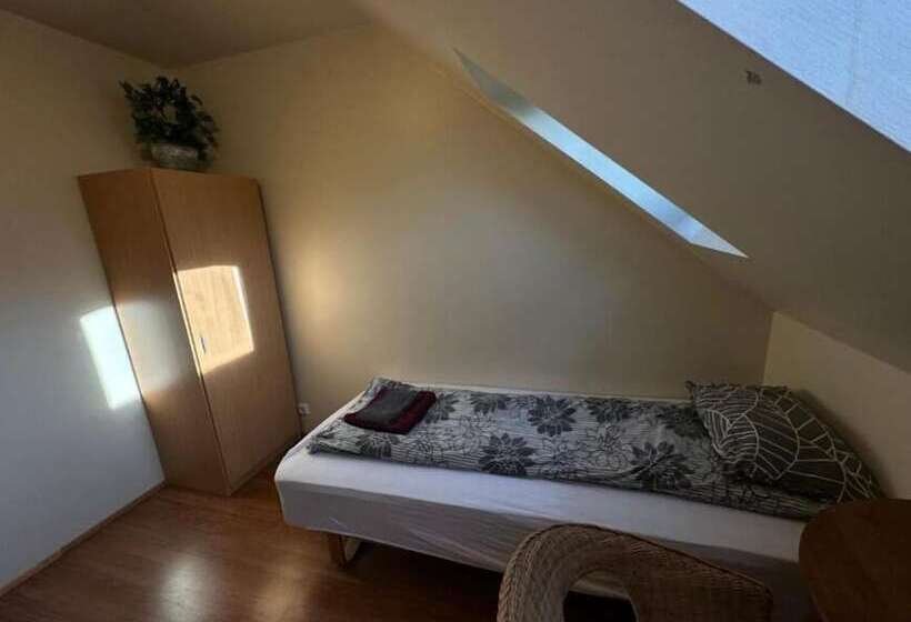 اتاق استاندارد یک نفره, Taergesen Guesthouse