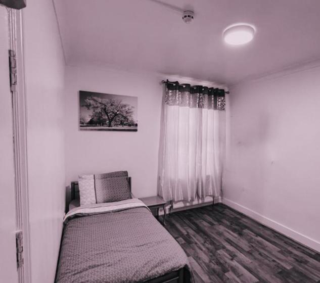 침실 1개 주택, Woodgreen House