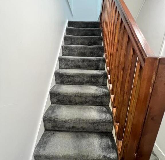 침실 1개 주택, Woodgreen House