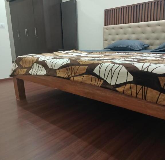 Deluxe-huone King-vuode, Royal Suites   3 Bhk   Neo