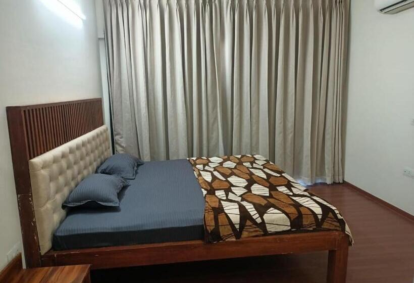 Deluxe-huone King-vuode, Royal Suites   3 Bhk   Neo