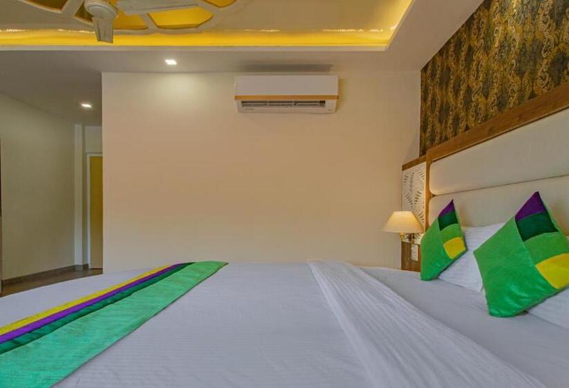 标准间, Treebo Haveli Resort Roots, Bhupatwala Haridwar