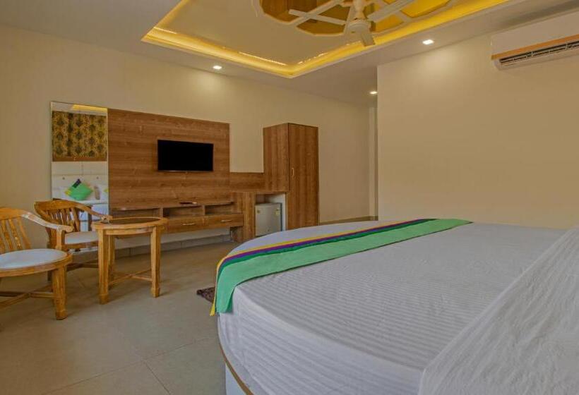 Номер Стандарт, Treebo Haveli Resort Roots, Bhupatwala Haridwar