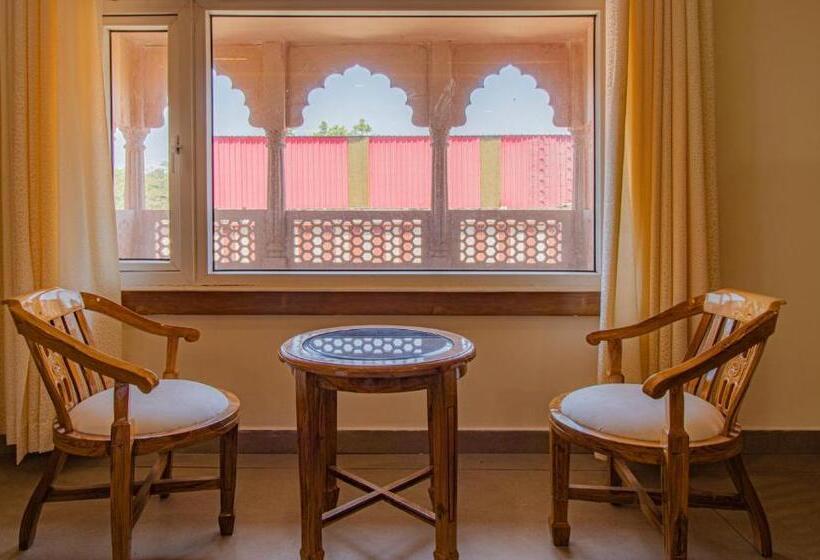 Номер Стандарт, Treebo Haveli Resort Roots, Bhupatwala Haridwar