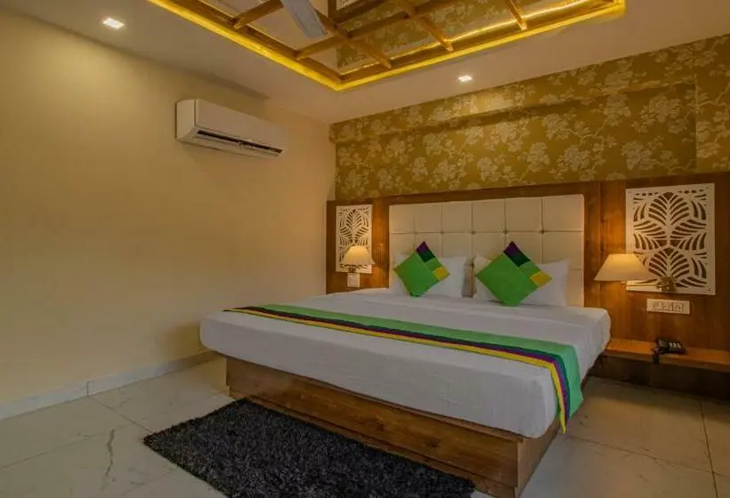 エコノミールーム, Treebo Haveli Resort Roots, Bhupatwala Haridwar