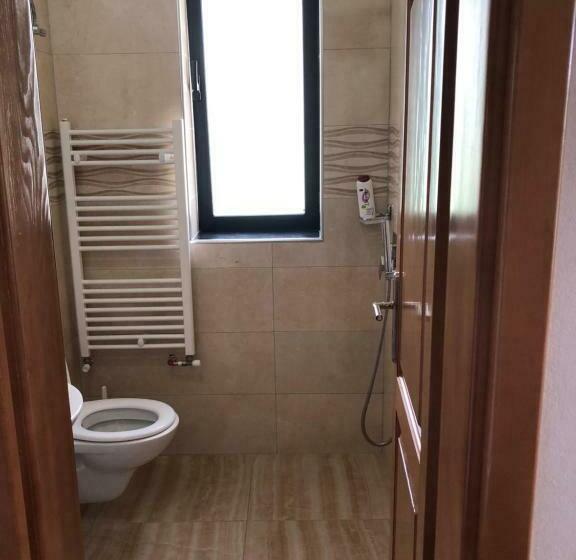 חדר סטנדרט עם מרפסת, Bujtina Vrenezi