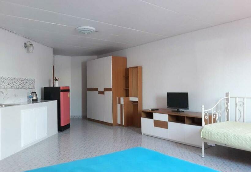 Номер Стандарт Трехместный, Room In Condo T8impact Challenger Mueang Thon Thani Free Wifi