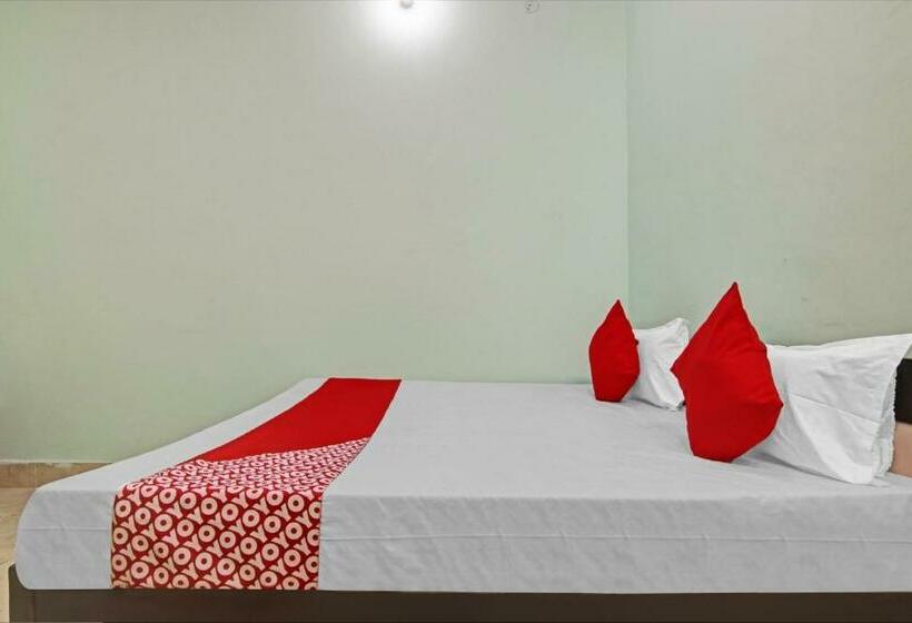 Трехместный Номер Классика, Oyo Flagship 80796 Bansi  Party Hall