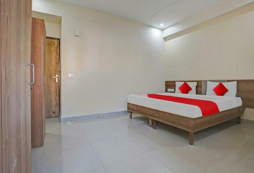 Quarto Triplo Clássico, Oyo Flagship 81115 Backpackers Nest