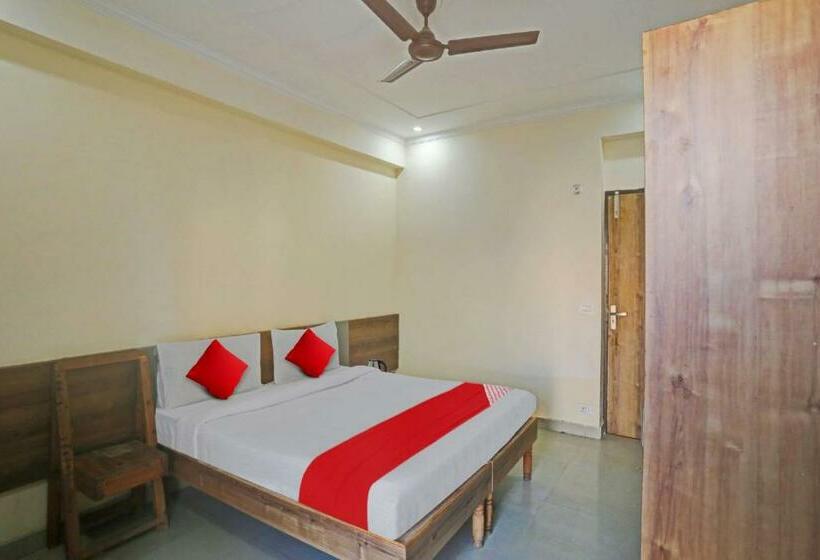 Quarto Triplo Clássico, Oyo Flagship 81115 Backpackers Nest