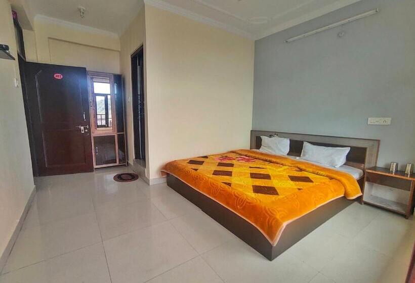 4인용 스탠다드 룸, Rnb Mcleodganj