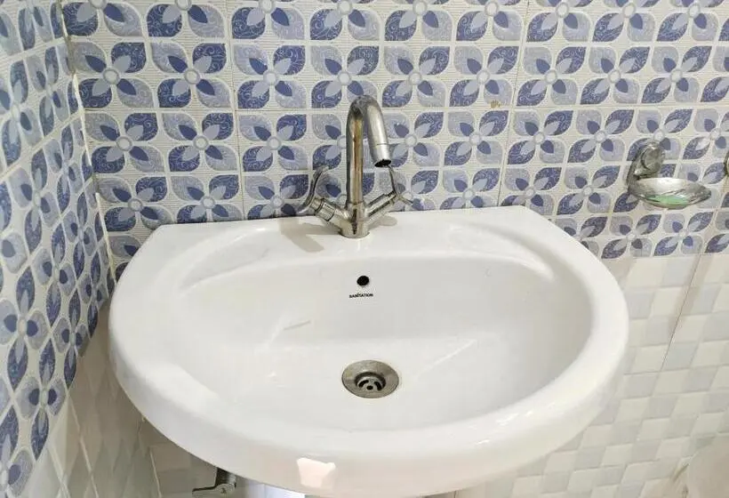 Standard Neljän Hengen Huone, Rnb Mcleodganj