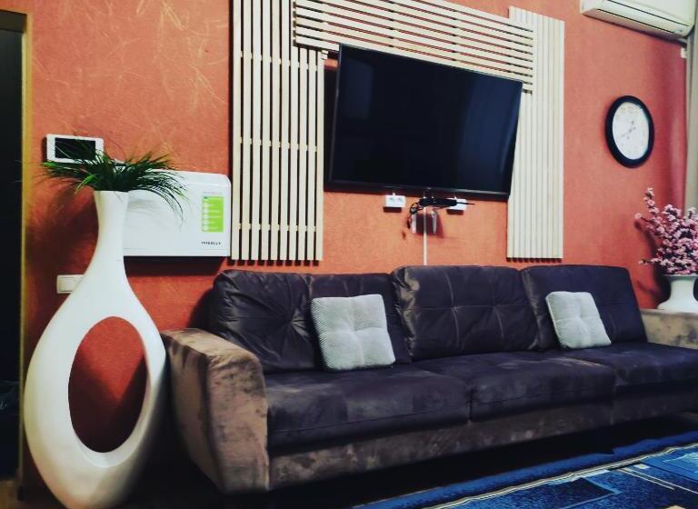 اتاق استاندارد, резидент