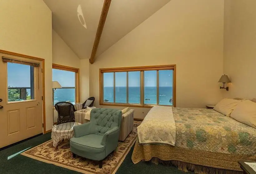 オーシャンビューデラックススイート, Turtle Rocks Oceanfront Inn