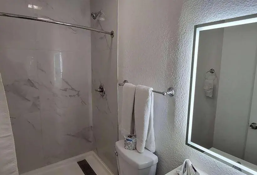 Sviitti, Super 8 By Wyndham El Centro North