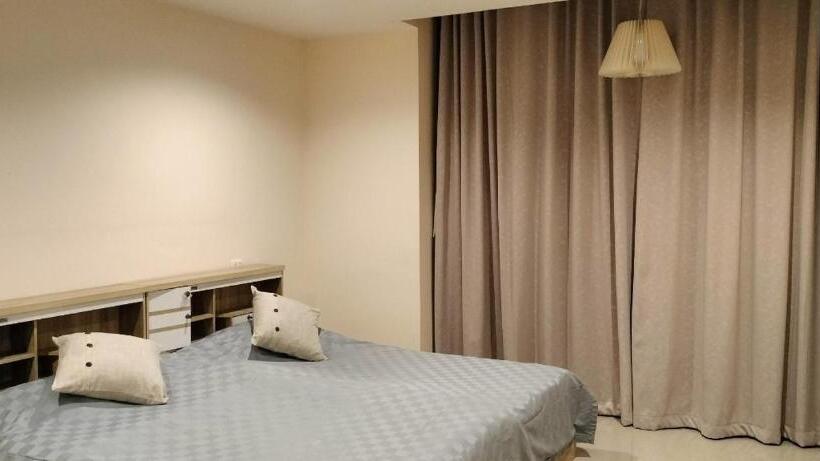 스탠다드 룸, Family Pool View บ้านพักครอบครัวและสระว่ายน้ำ