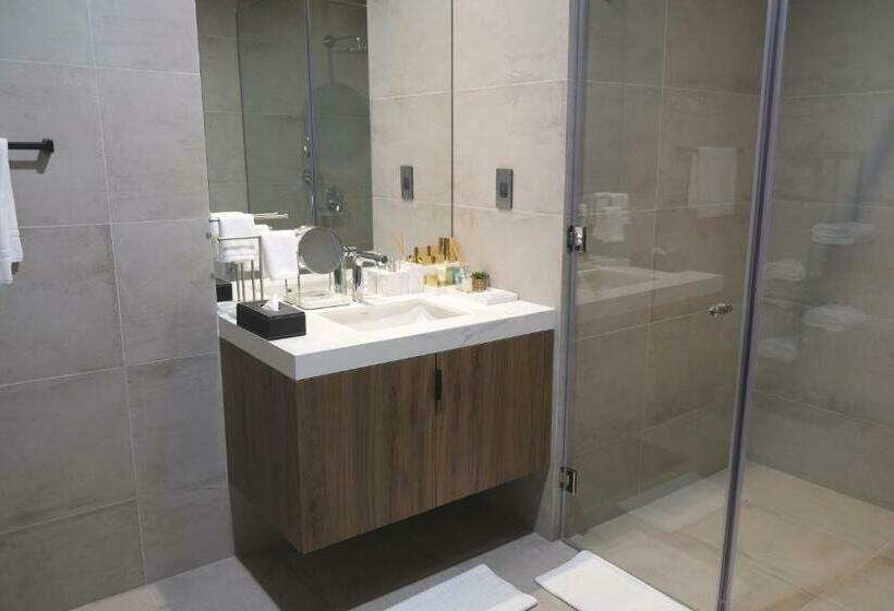 استودیوی استاندارد با چشم‌انداز دریا, Charthouse Bahrain