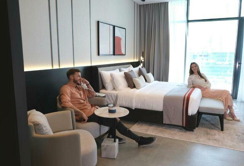 سوییت, Charthouse Bahrain