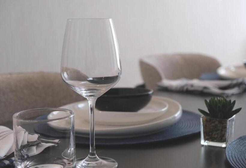 سوییت, Charthouse Bahrain