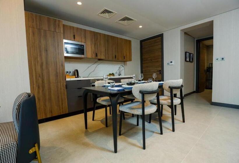 سوییت, Charthouse Bahrain