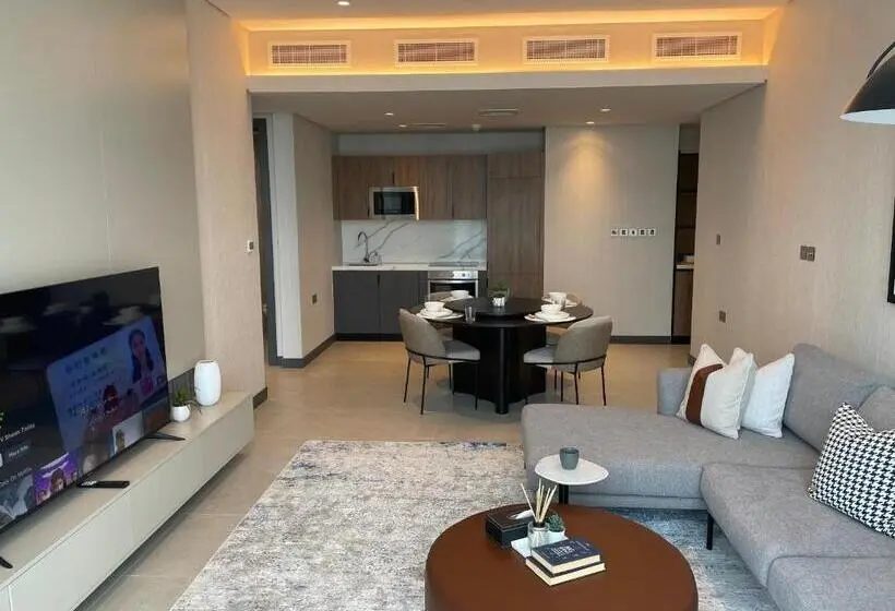 مجموعه ویستا شهر, Charthouse Bahrain