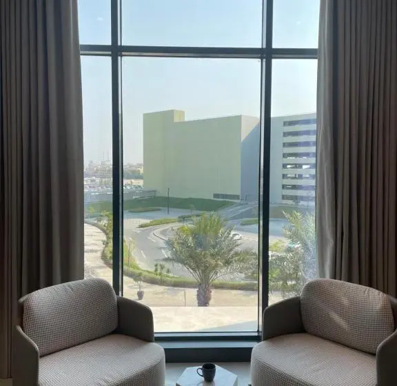 مجموعه ویستا شهر, Charthouse Bahrain