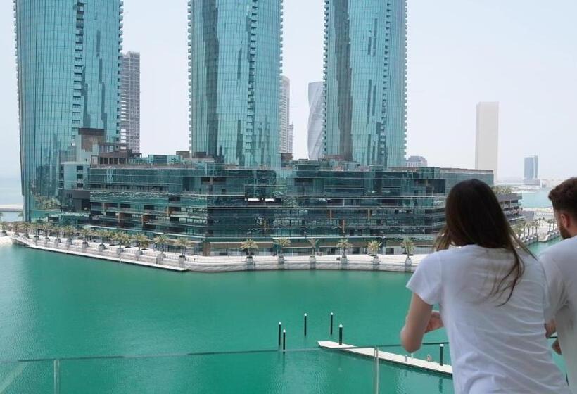 سوئیت با بالکن, Charthouse Bahrain