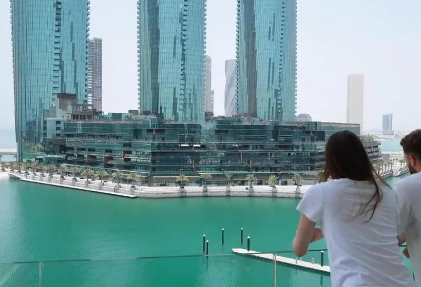 سوئیت با بالکن, Charthouse Bahrain
