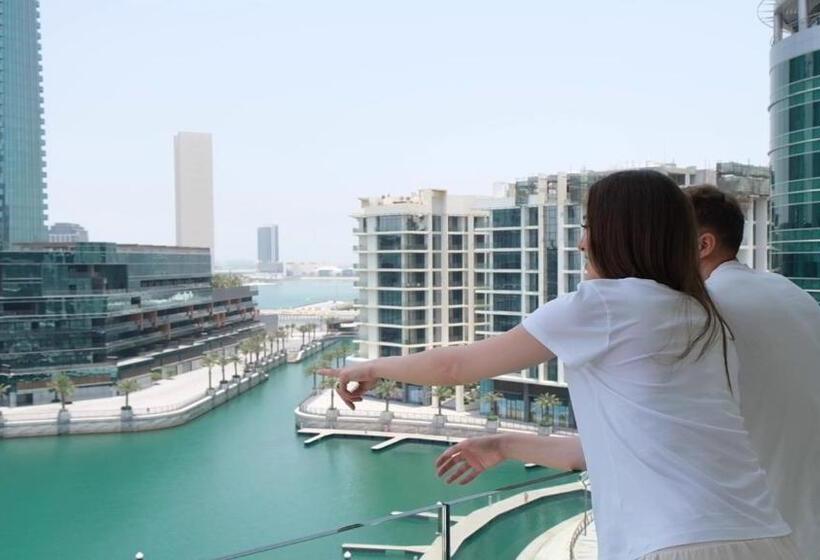 سوئیت با بالکن, Charthouse Bahrain