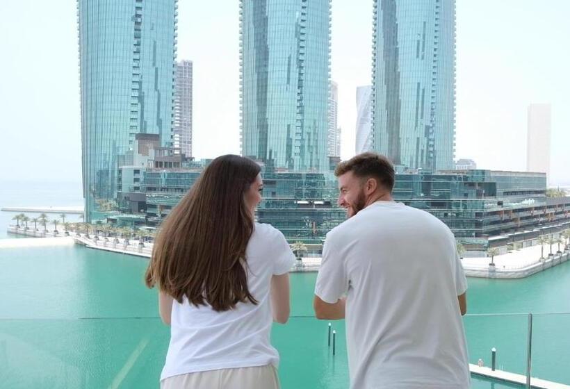 سوئیت با بالکن, Charthouse Bahrain