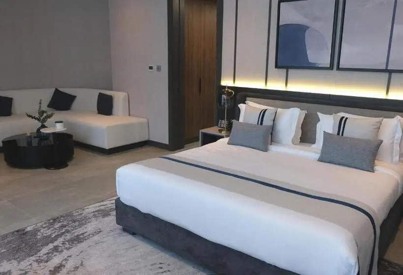 2 Bedrooms Apartment City View, Charthouse Bahrain