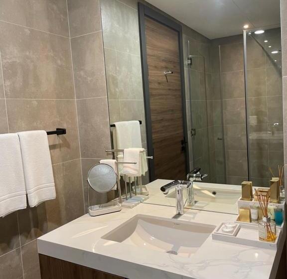 آپارتمان 1 خوابه با چشم‌انداز جانبی دریا, Charthouse Bahrain