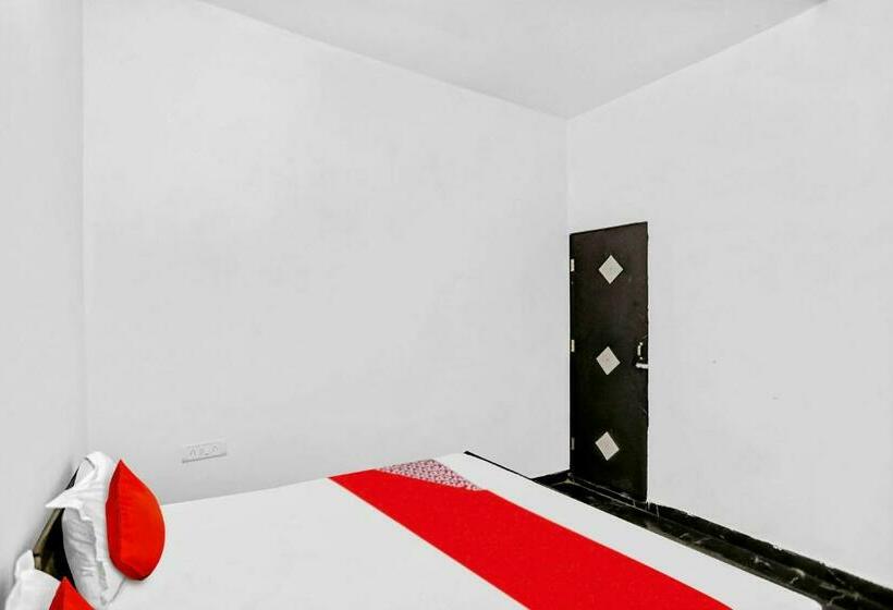 Трехместный Номер Классика, Oyo Flagship 81043 Paradise Inn