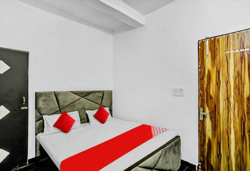 Трехместный Номер Классика, Oyo Flagship 81043 Paradise Inn