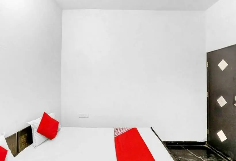 Classic Kolmen Hengen Huone, Oyo Flagship 81043 Paradise Inn