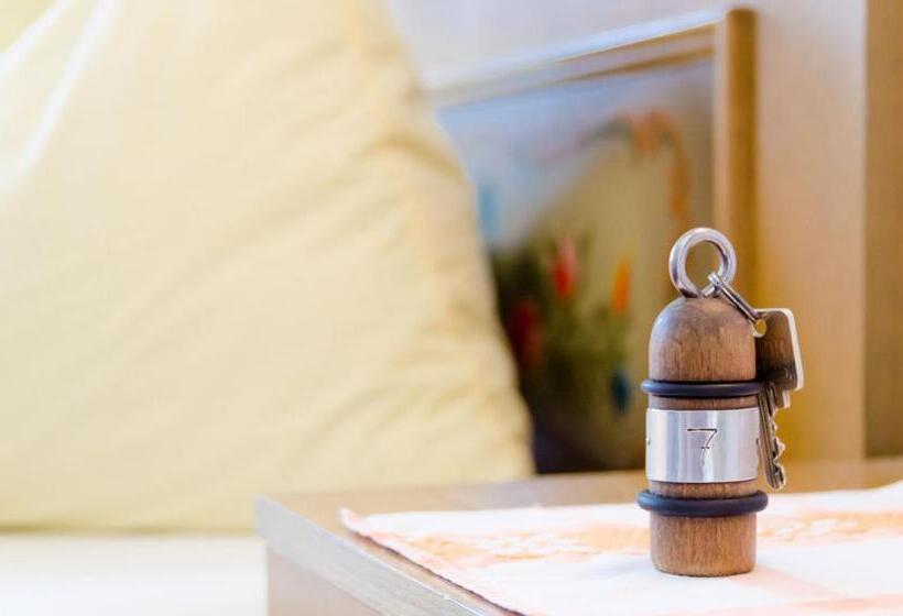 غرفة قياسية, B&b Zum Guten Tropfen