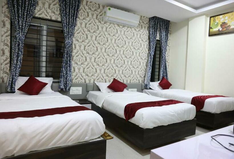 חדר סטנדרט לשלושה, Sunshine International Boarding & Lodging