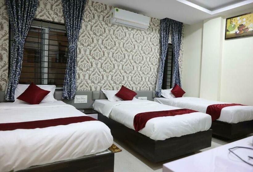 חדר סטנדרט לשלושה, Sunshine International Boarding & Lodging