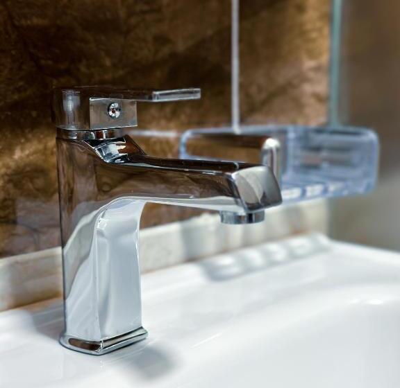 اتاق استاندارد چهار تخته, Panorama Jerash