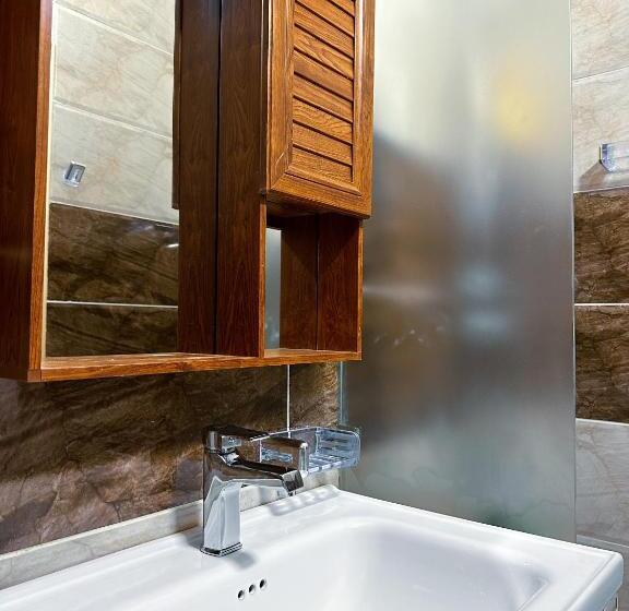 اتاق استاندارد سه نفره, Panorama Jerash