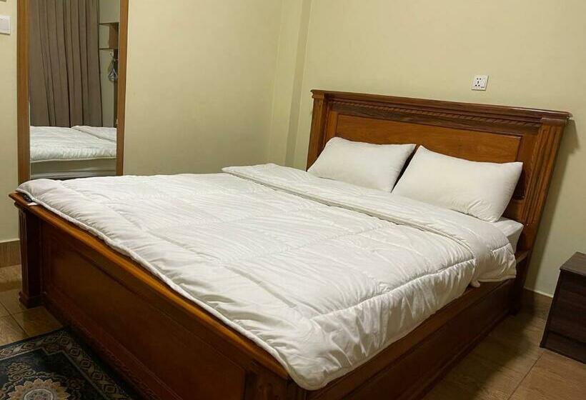 חדר דלוקס עם מרפסת, Blue Sky Guest House