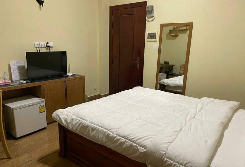 带阳台的豪华间, Blue Sky Guest House