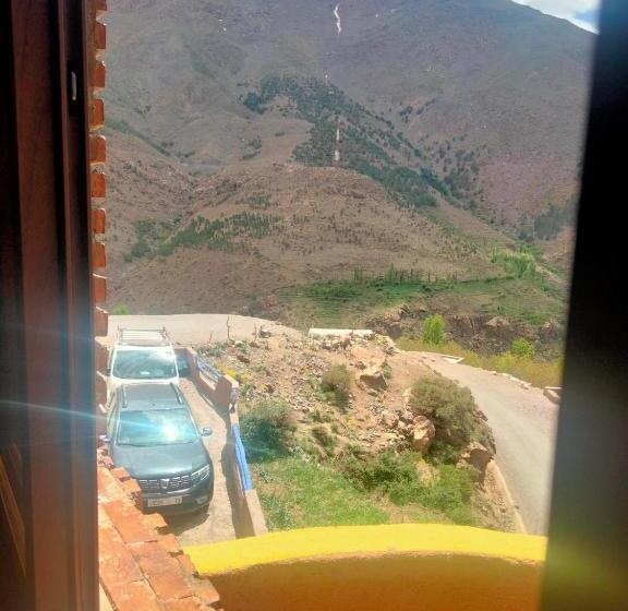 Camera Tripla Classica con Balcone, Riad Imnane Lodge