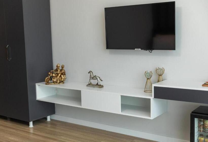 غرفة قياسية ثلاثية, The Hera Maltepe Otel&spa