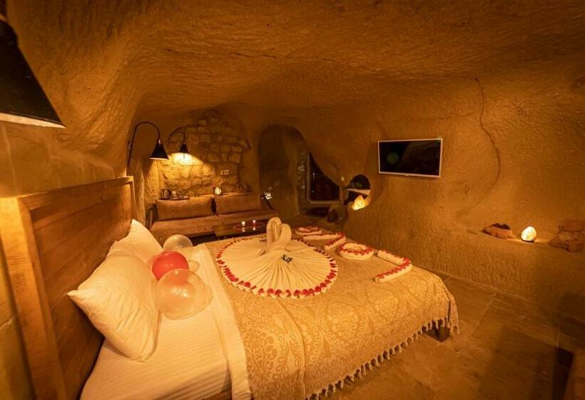 스탠다드 룸, Feris Cave