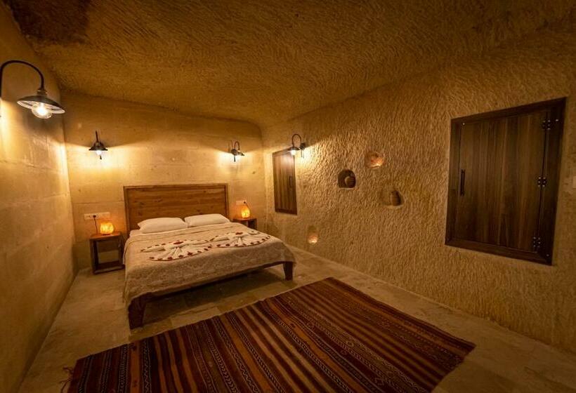 스탠다드 룸, Feris Cave