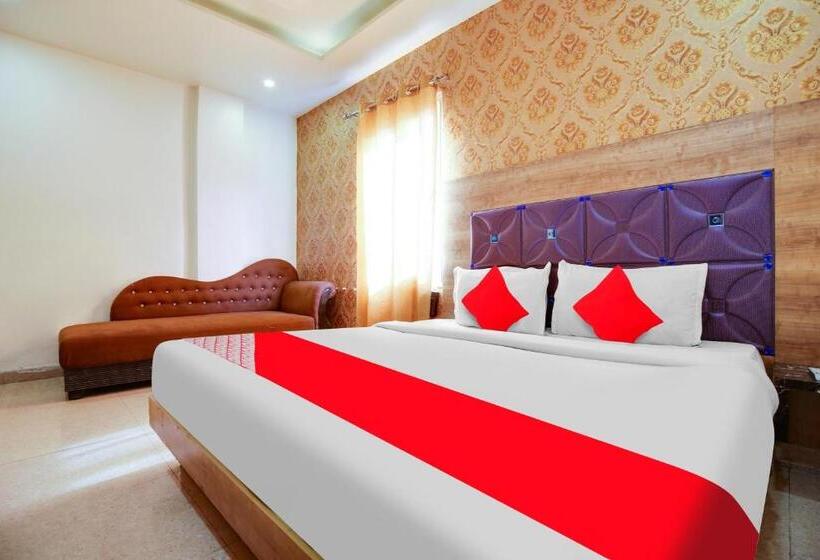 三人经典房间, Oyo Flagship 81048 Mg Gold