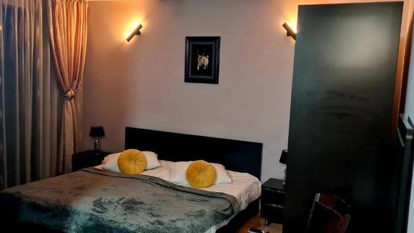 Номер Стандарт, Pensiunea Veronica