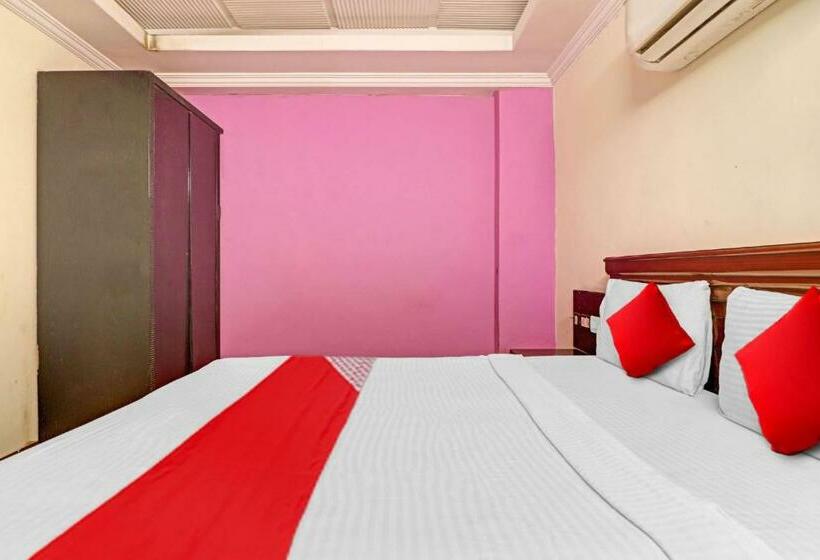 Quarto Triplo Clássico, Collection O 81027 Sai Paradise Luxury Rooms