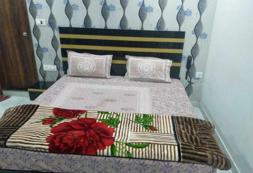 三人经典房间, Collection O 810350  Imperial Crown